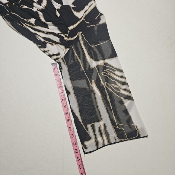 JM Collection 2X black and white with tan blouse.  Sheer sleeves. - Picture 6 of 10